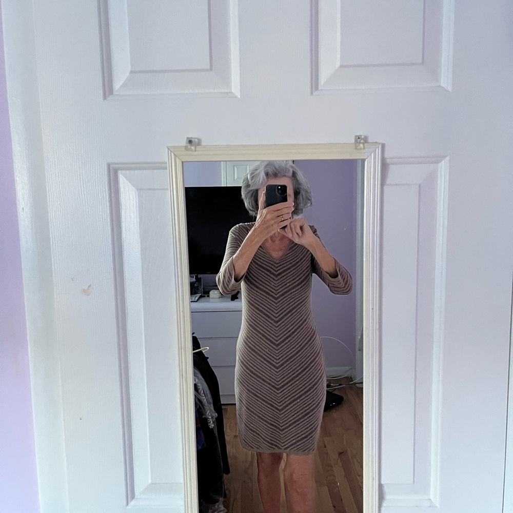 Jones New York Chevron Long Sleeve Dress
